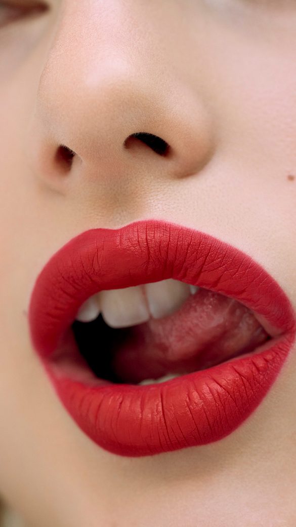 chris&corykreiselmaier_20230723_Aria_Lipstick_02_052_Retouched_1500